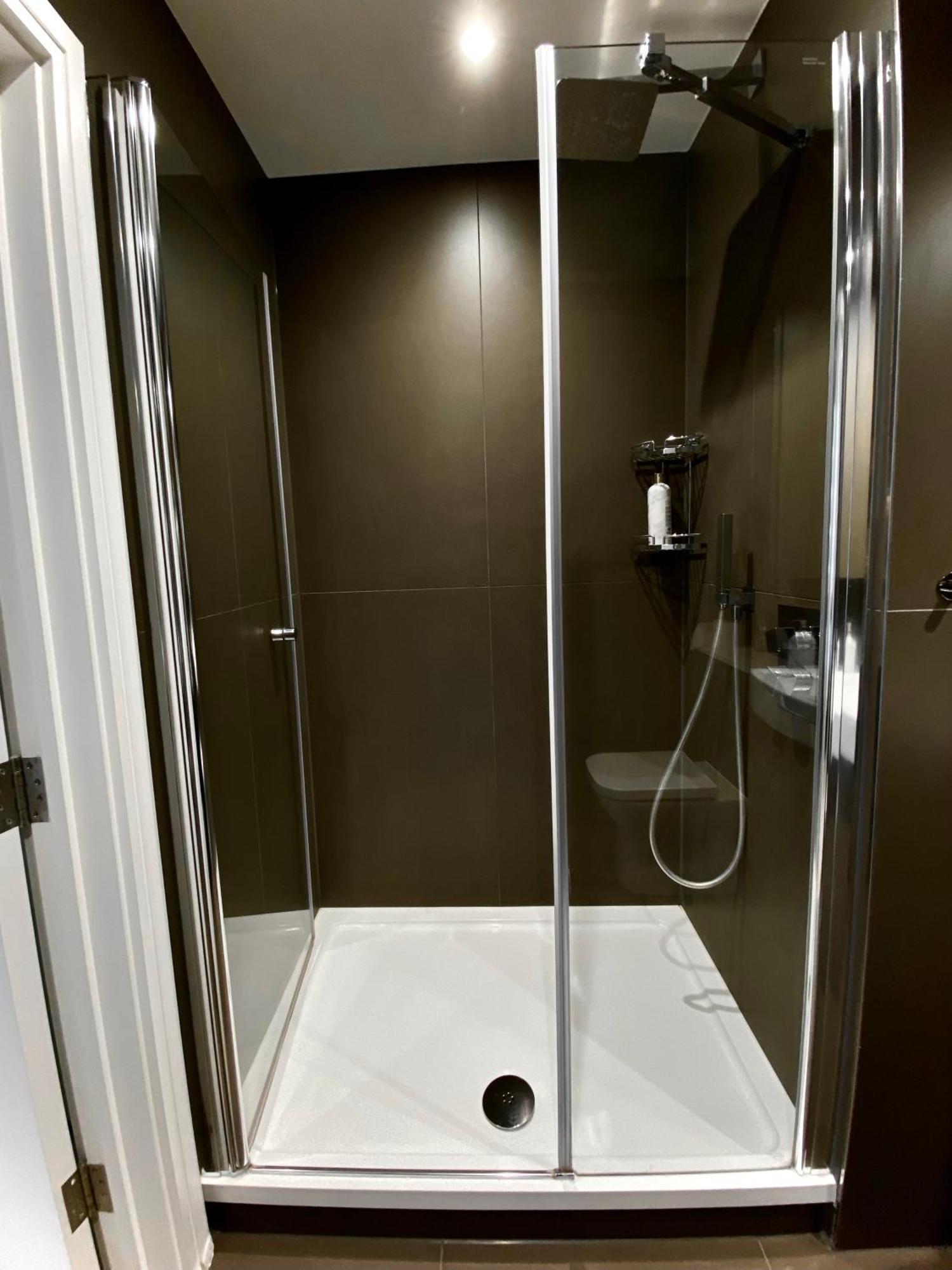 Spacious 2 Bedroom Penthouse Retreat London Luaran gambar