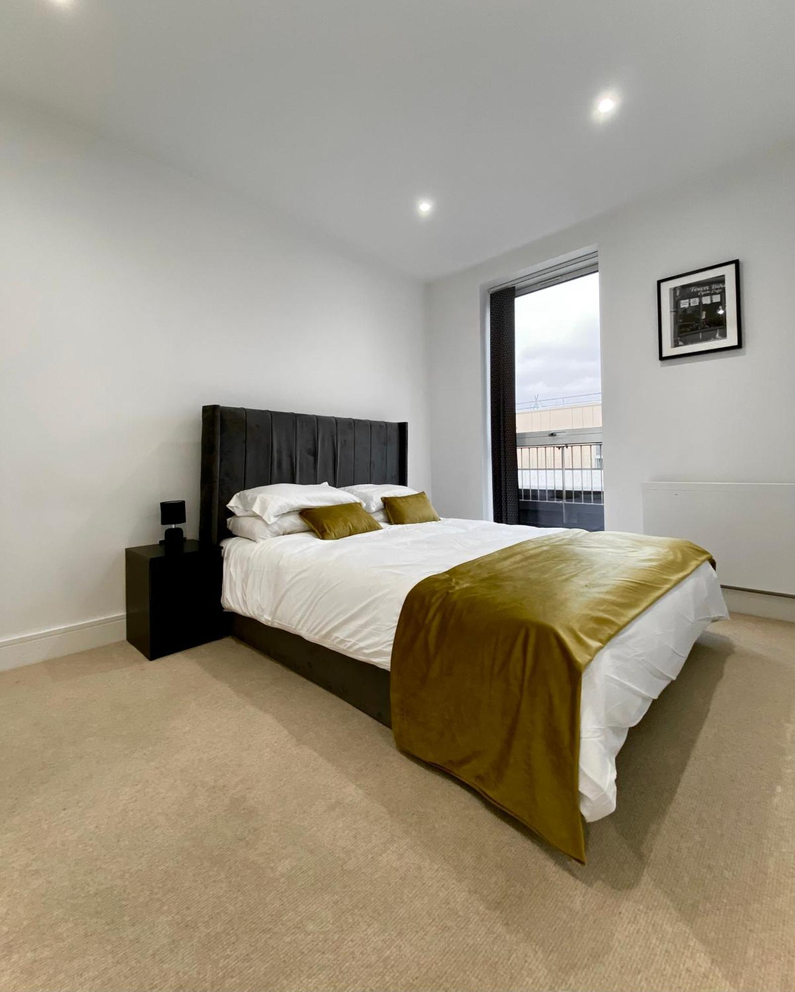 Spacious 2 Bedroom Penthouse Retreat London Luaran gambar